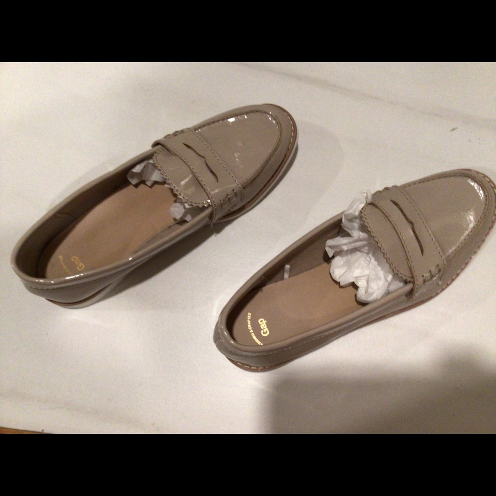 Gap loafers beige